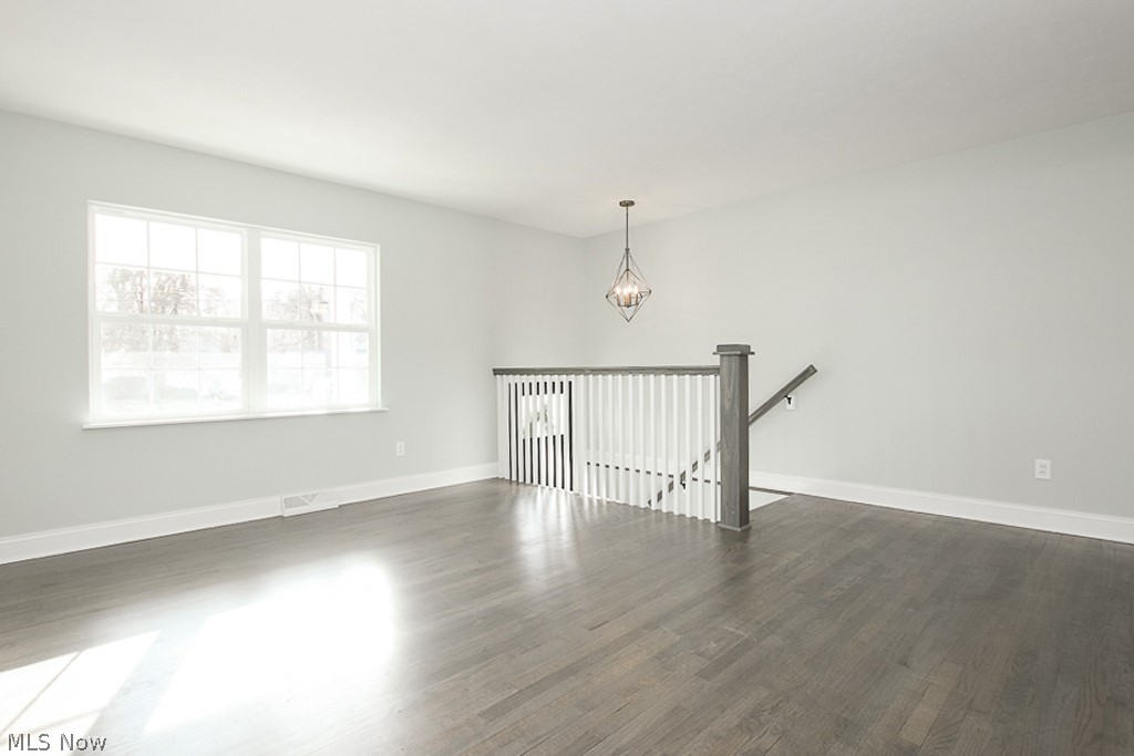 Cresthaven 05 - Residential