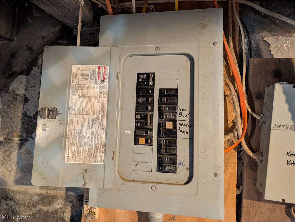 Glen #6 - Residential