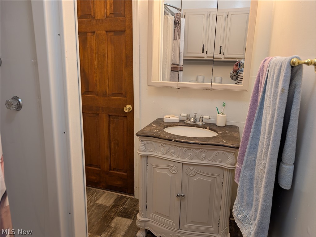 Glen #6 - Residential