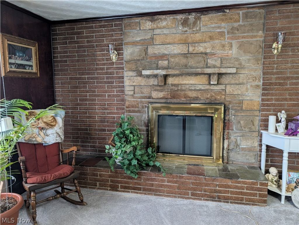 Photo of 16599 Glenn Street, East Liverpool, OH 43920 (MLS # 5201134)