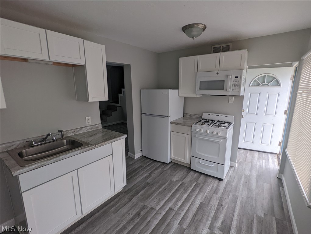 Edwards - Residential Lease