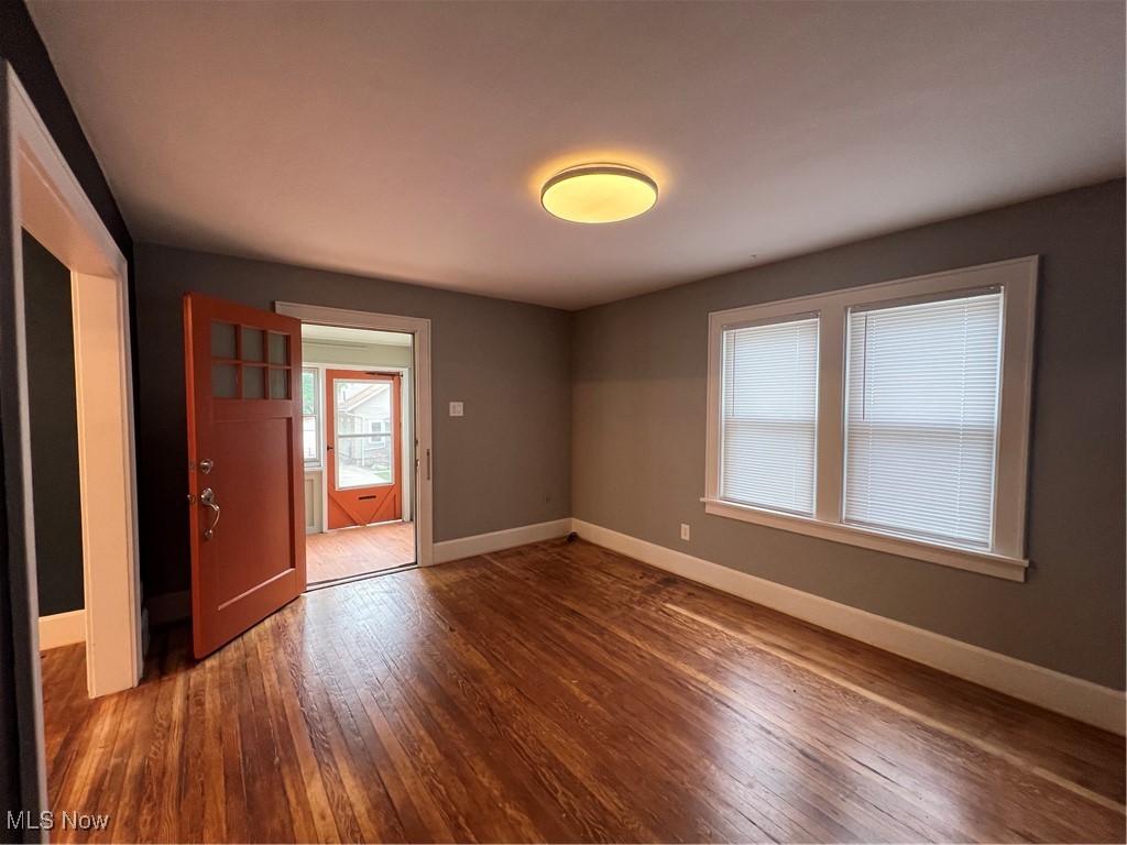 1433 Laffer Avenue, Akron, Ohio image 10