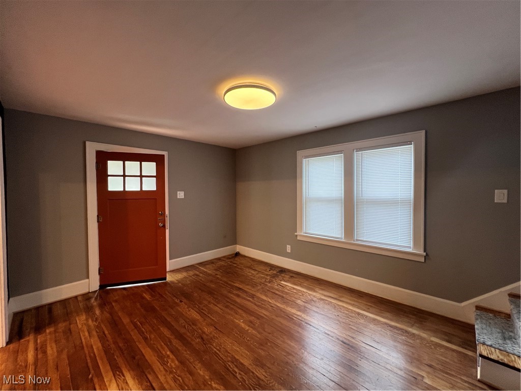 1433 Laffer Avenue, Akron, Ohio image 9