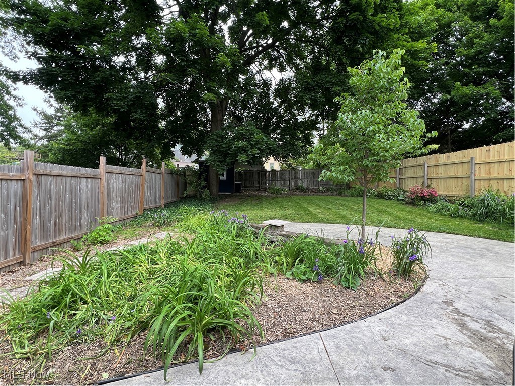 1433 Laffer Avenue, Akron, Ohio image 39