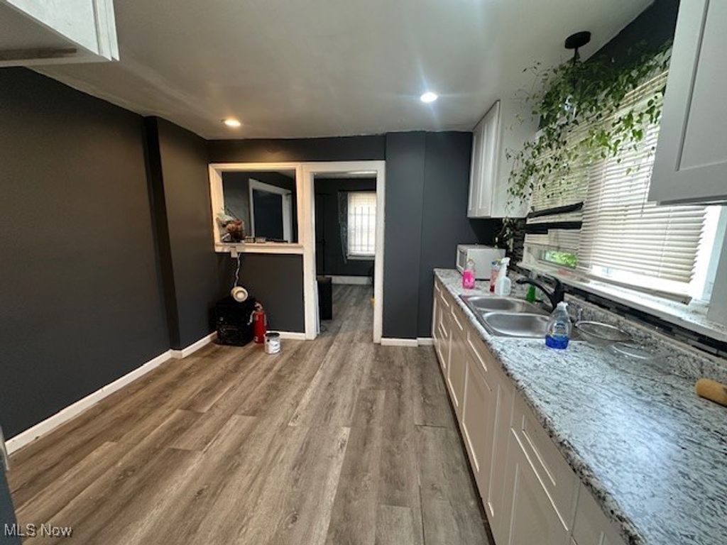 Photo of 3541 E 113th Street, Cleveland, OH 44105 (MLS # 5176617)