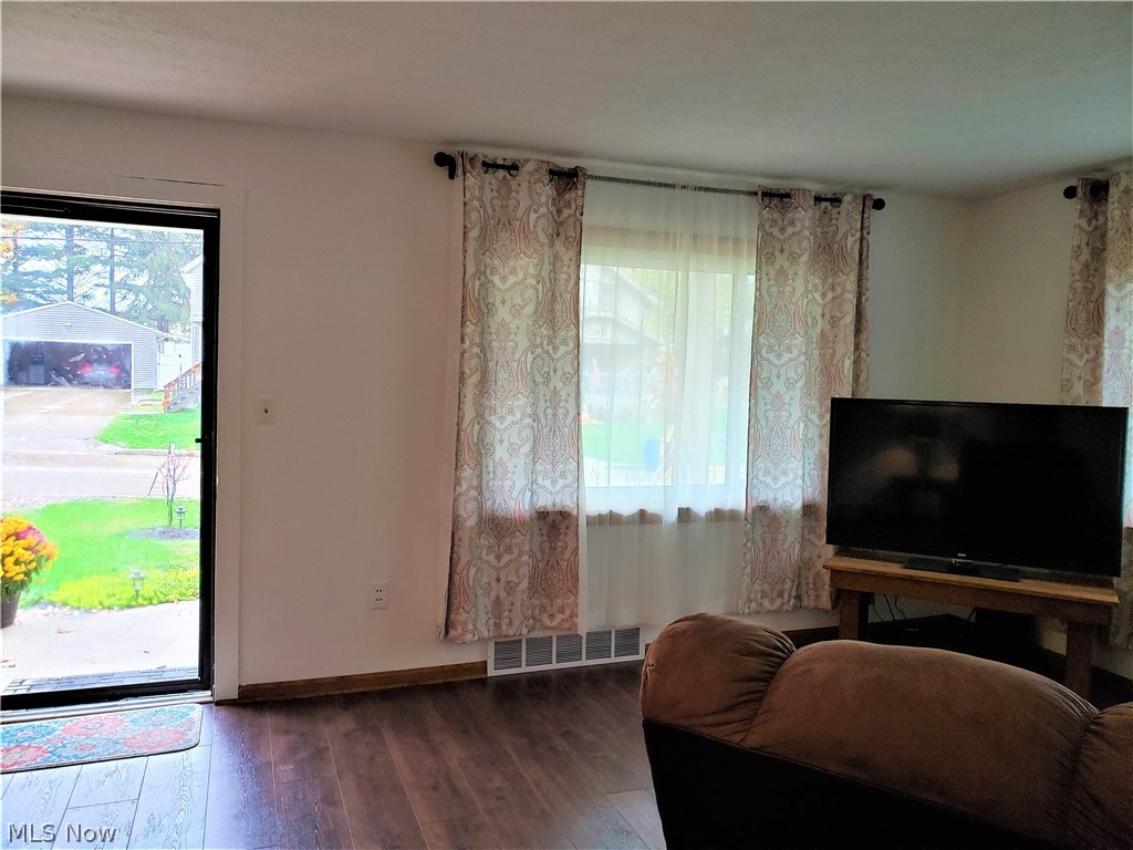 Warner - Residential