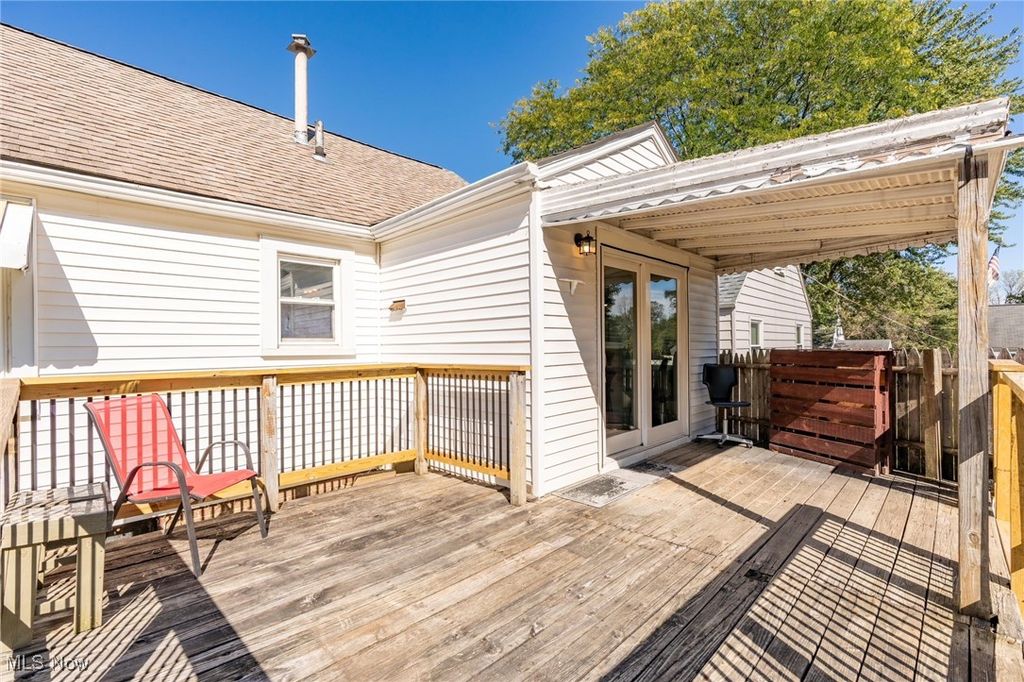 Photo of 1638 Warrick Place NE, Canton, OH 44714 (MLS # 5174911)