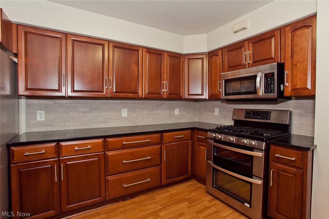 Bainbridge Park - Residential