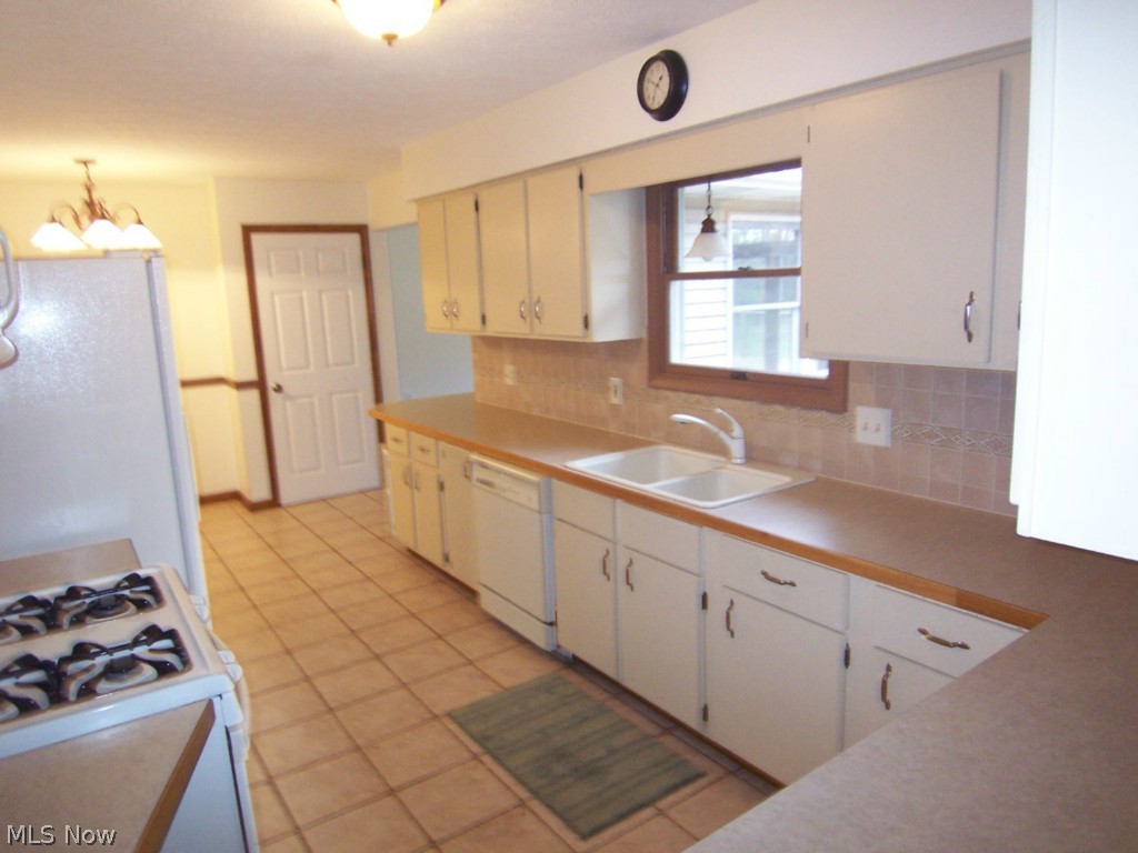 Meadowbrook Lake - Residential