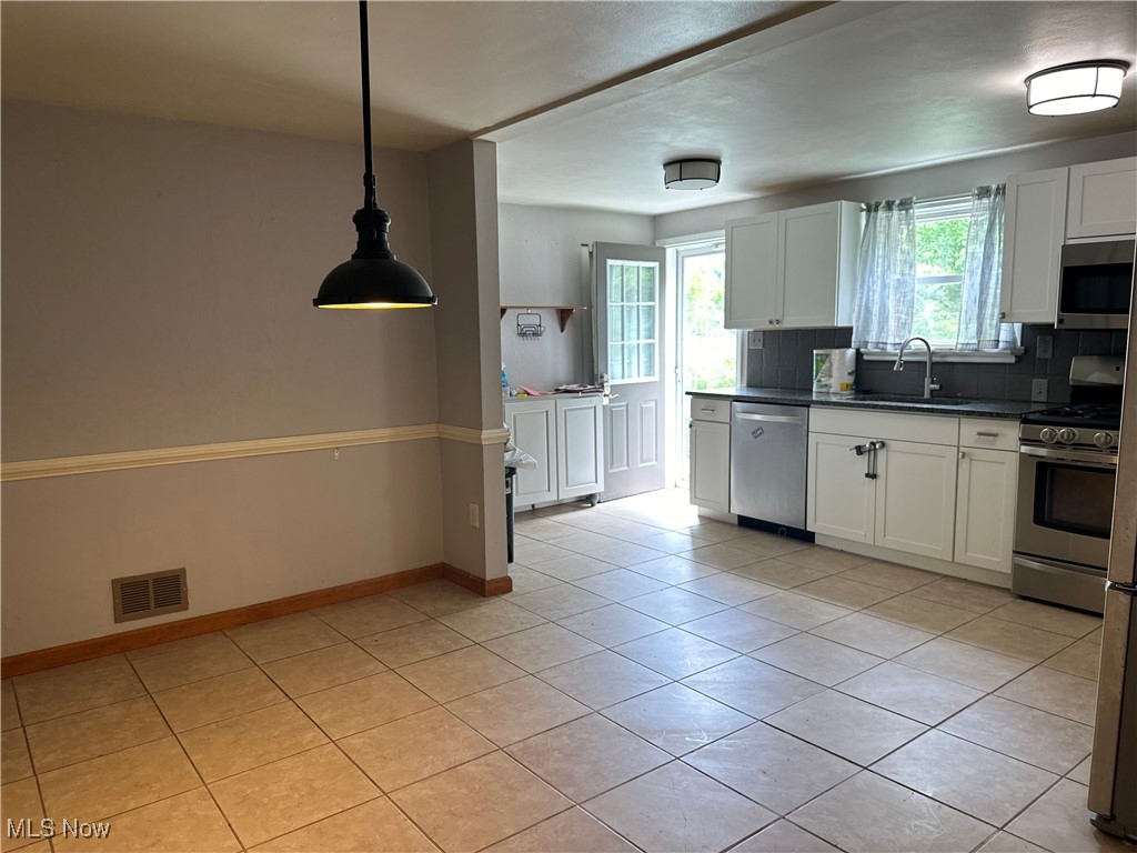 J Moores - Residential