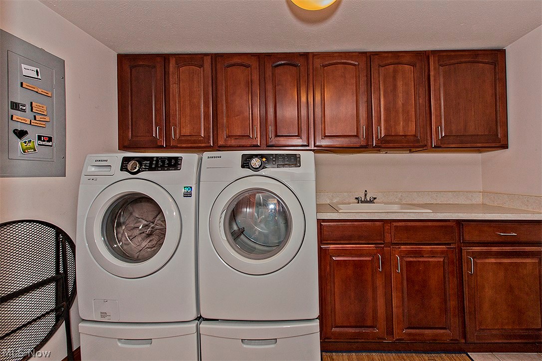 13300 Bratenahl - Residential Lease