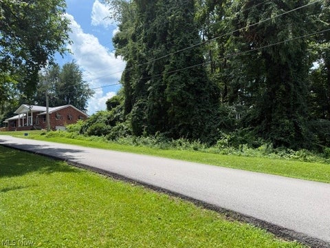Tiny photo for 0 Chestnut Drive, Bellaire, OH 43906 (MLS # 5227199)