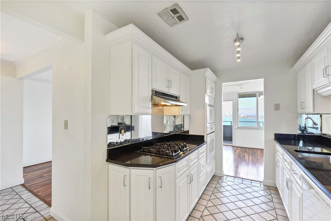 The Carlyle - Residential Lease