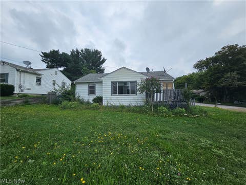 Homes For Sale - 265 Massillon Road<br/> Akron, OH 44312