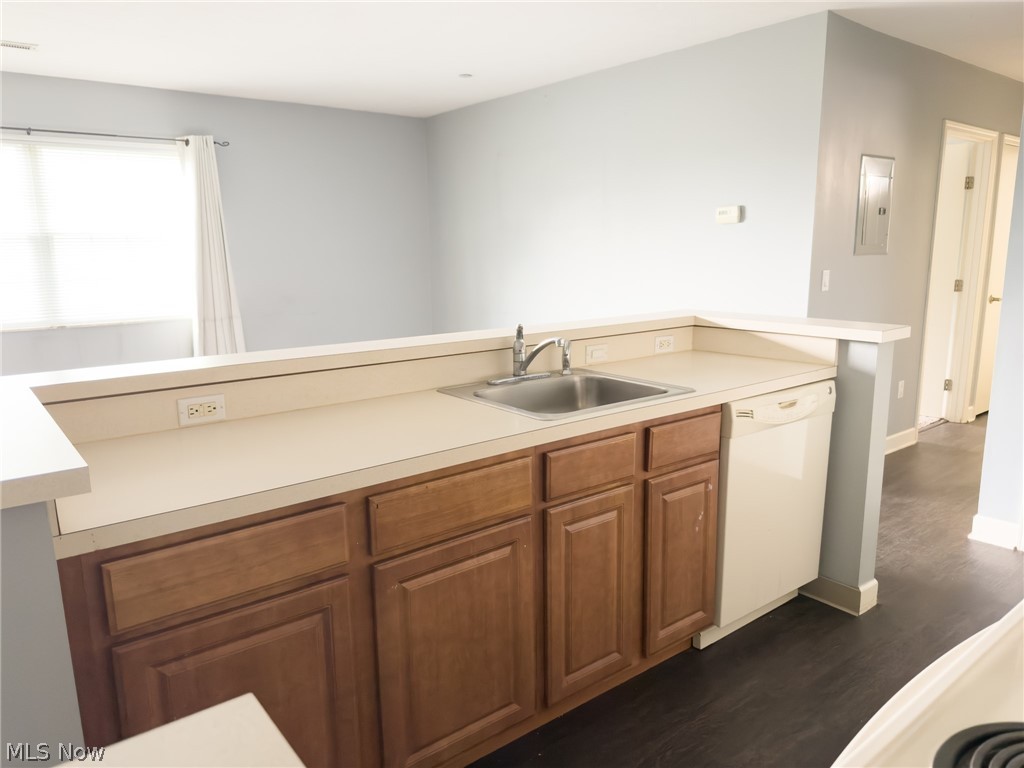 Heritage House Condo - Residential