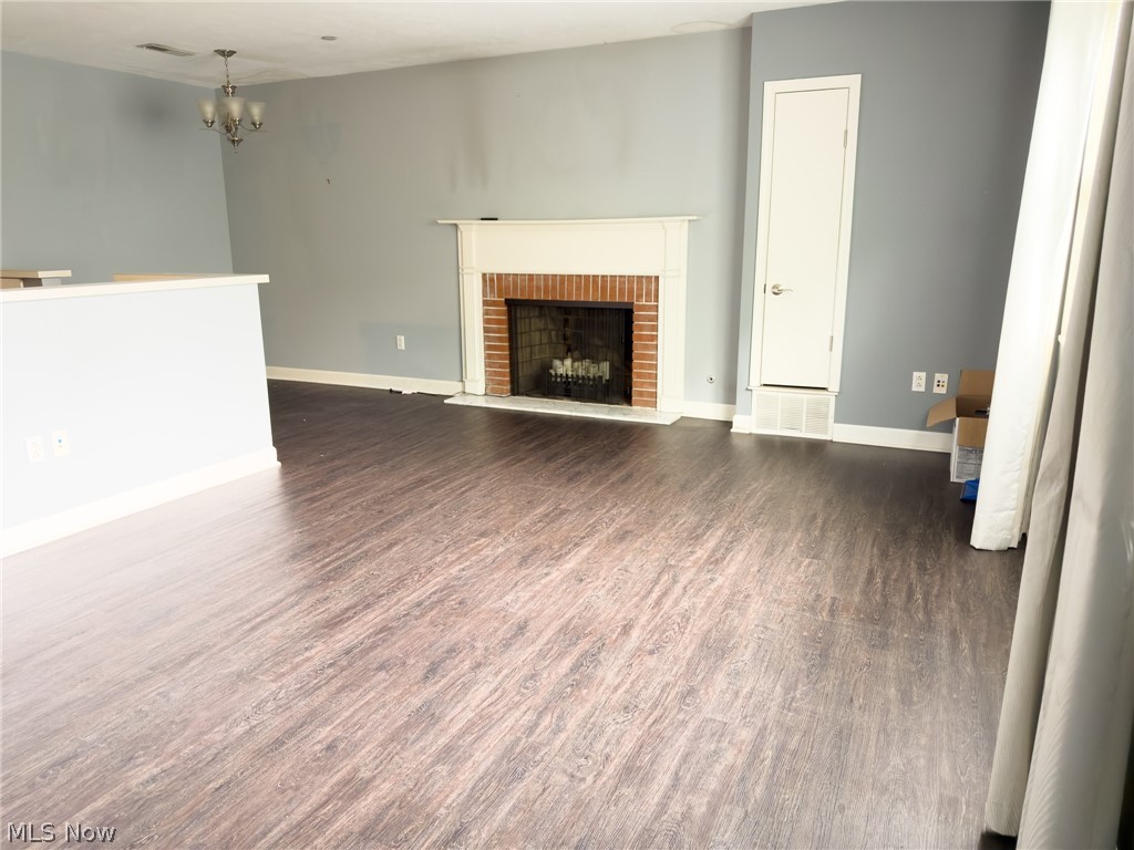 Heritage House Condo - Residential