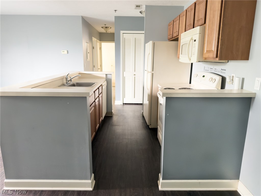 Heritage House Condo - Residential