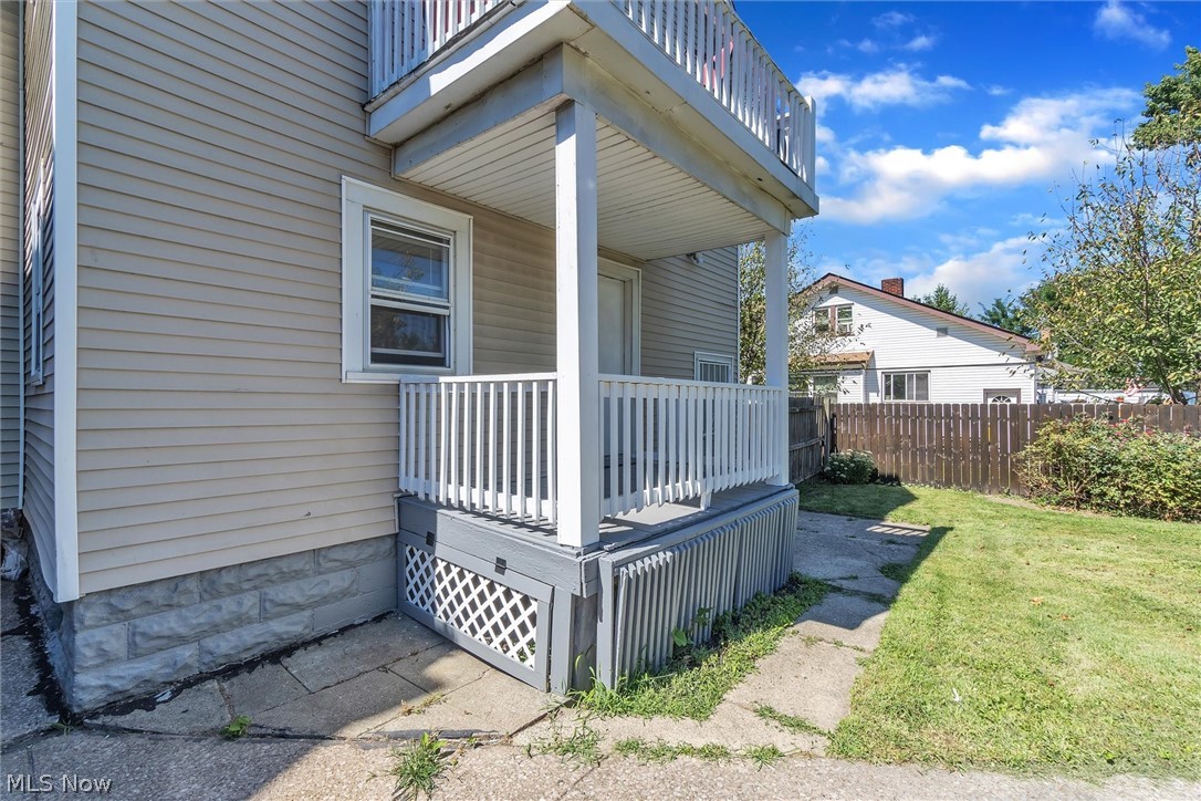 C M Mixs - Residential Income