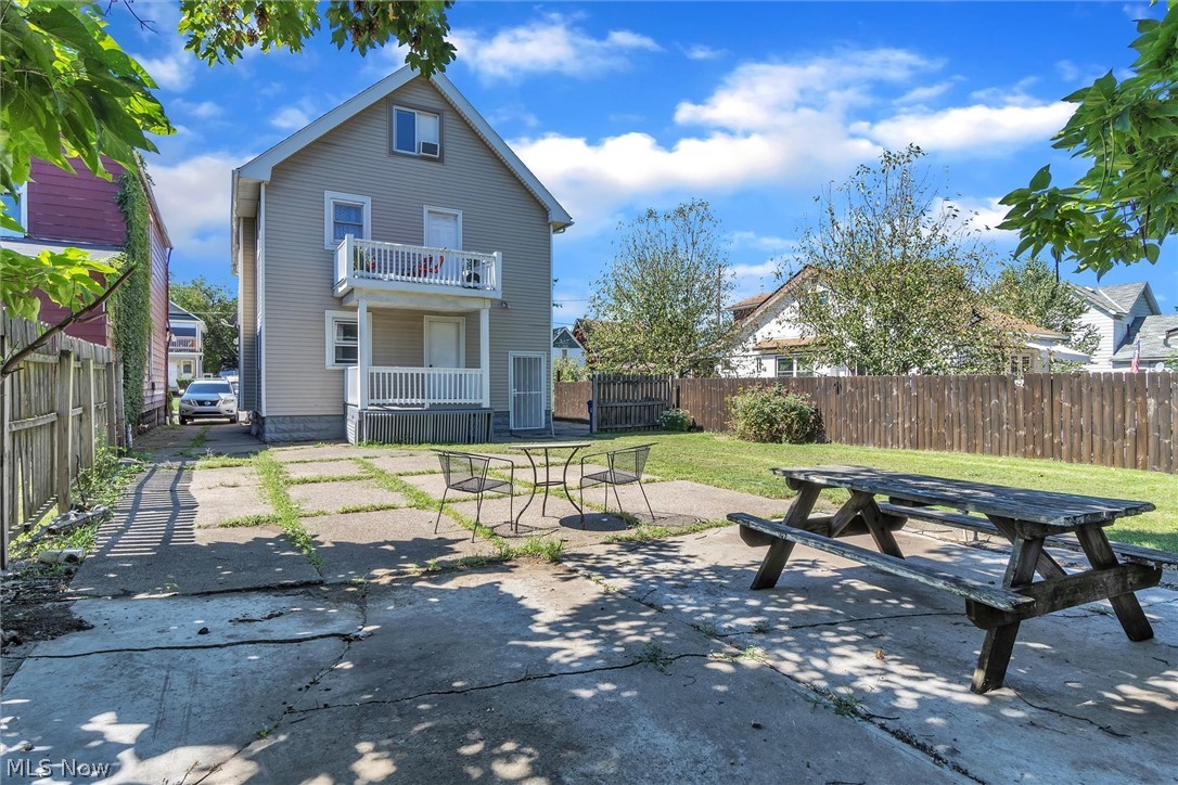 C M Mixs - Residential Income