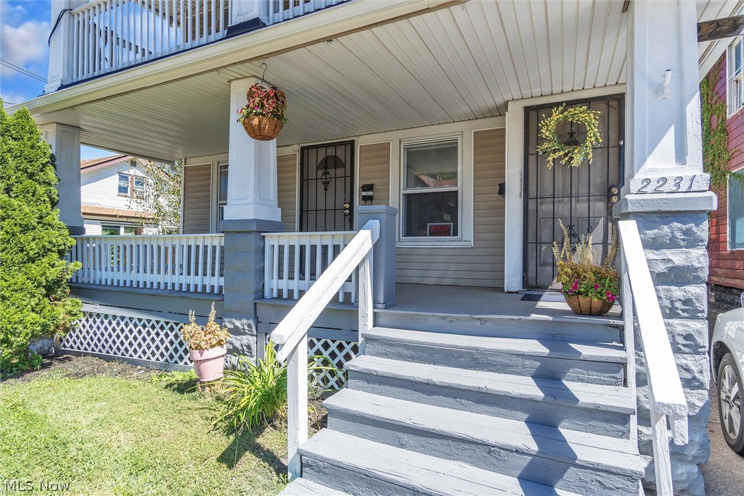 C M Mixs - Residential Income