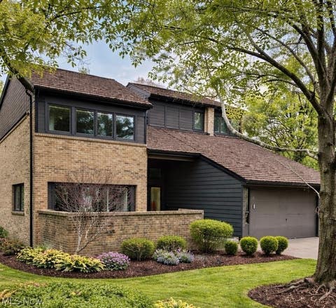Photo for 333 N Portage 25
