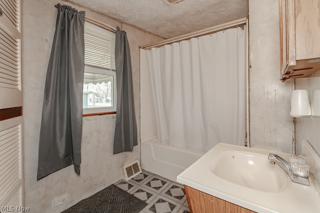 Madison-Lakeland Sub No2 - Residential