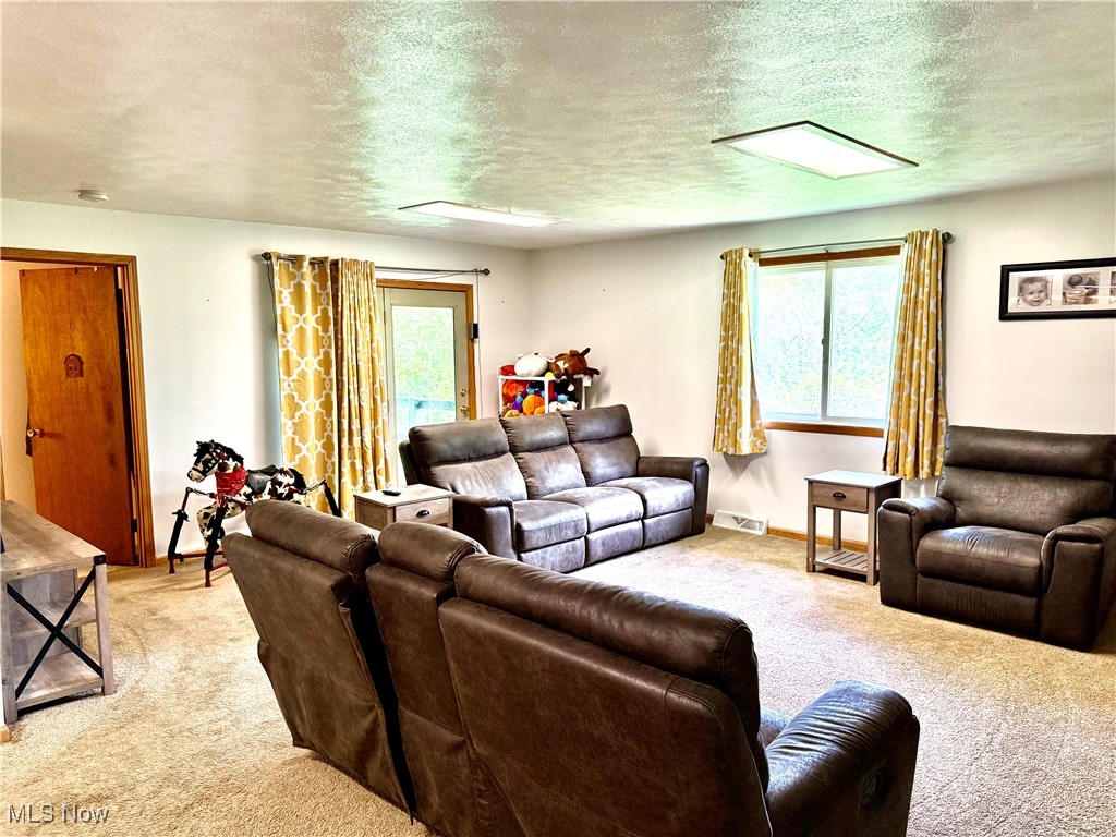 54981 Lawvers Drive, Bridgeport, Ohio image 7