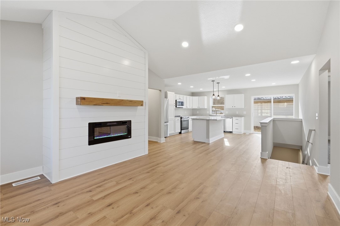 Chenoweth Crossings - Residential