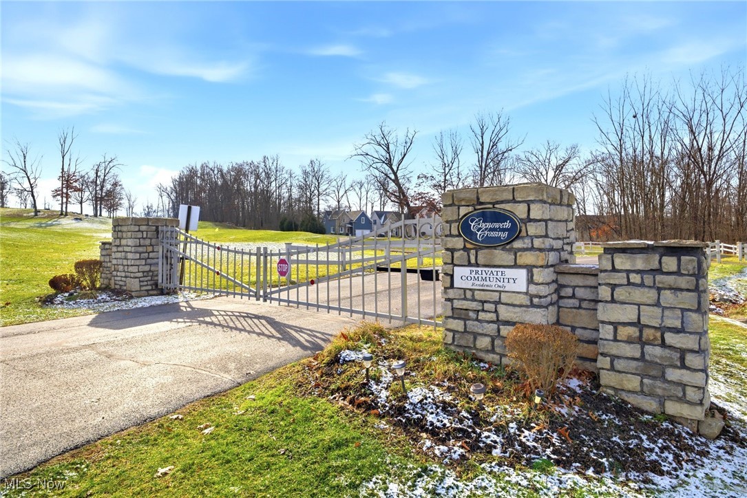 Chenoweth Crossings - Residential