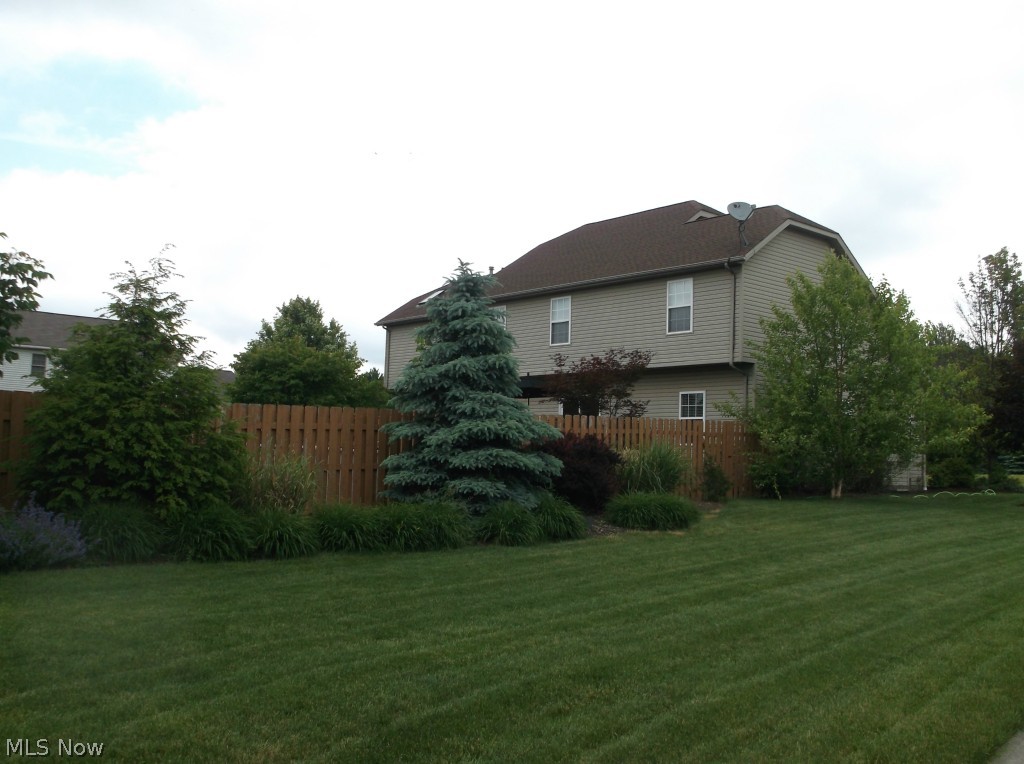 Pine Lakes - Residential