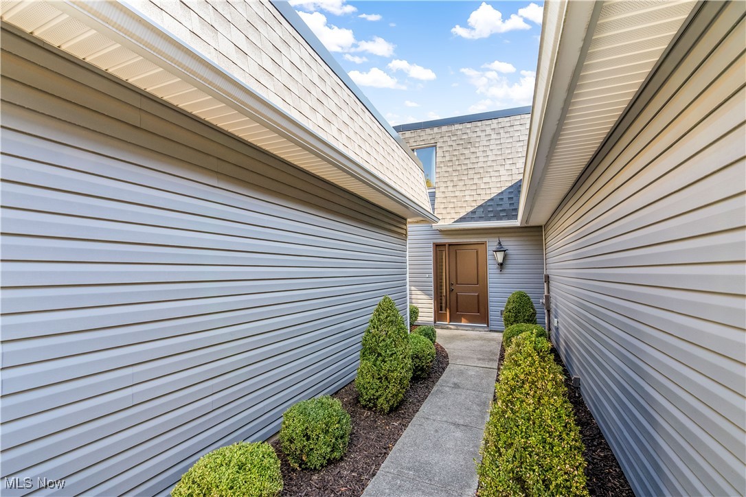 Briarwood Condo - Residential