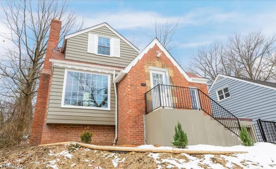 3528 Meadowbrook Boulevard
