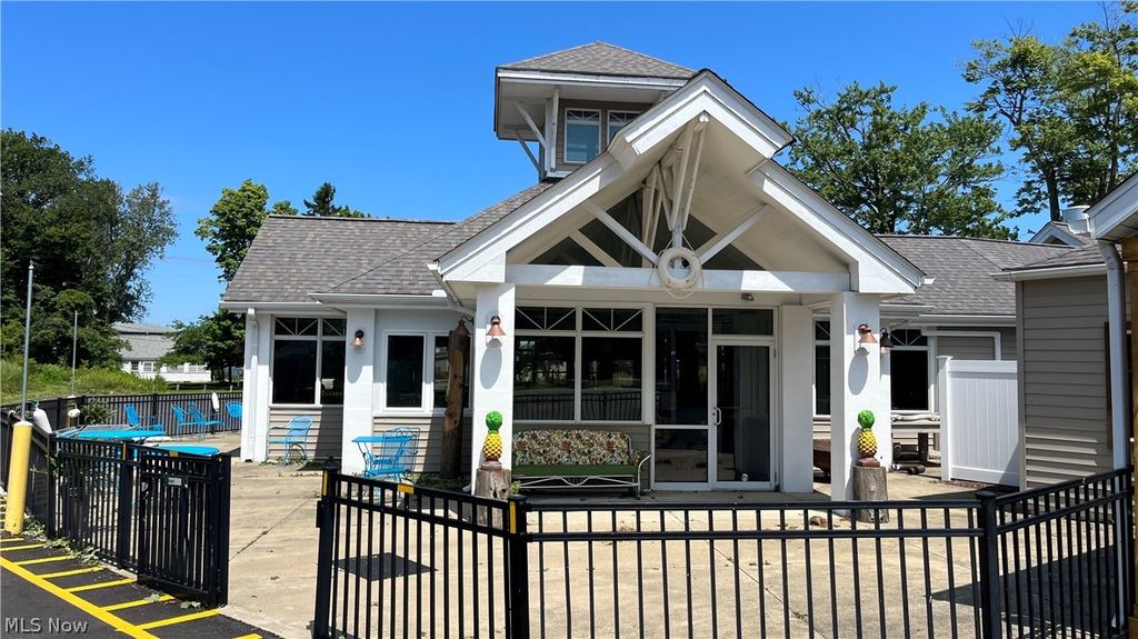 Photo of 5205 Lake Road W, Ashtabula, OH 44004 (MLS # 5192593)