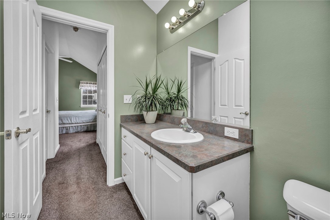 Lakeside Vill - Residential