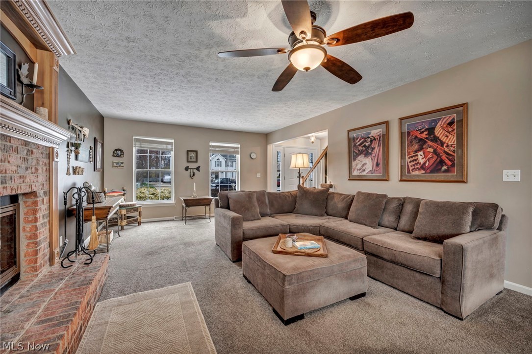 Lakeside Vill - Residential