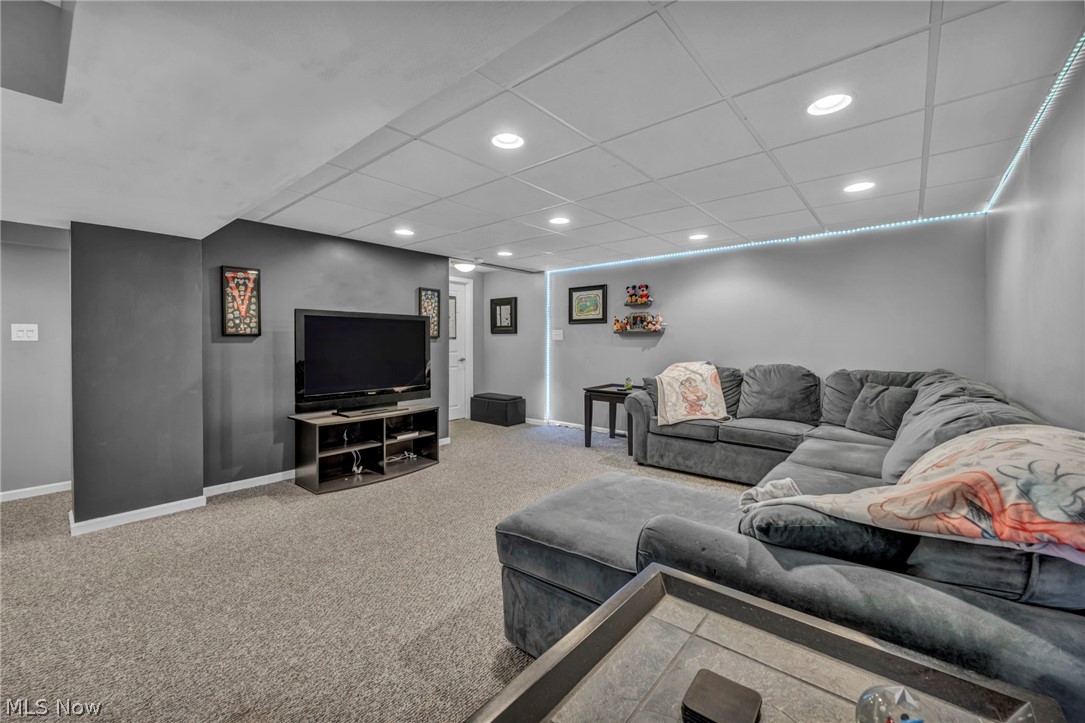 Lakeside Vill - Residential