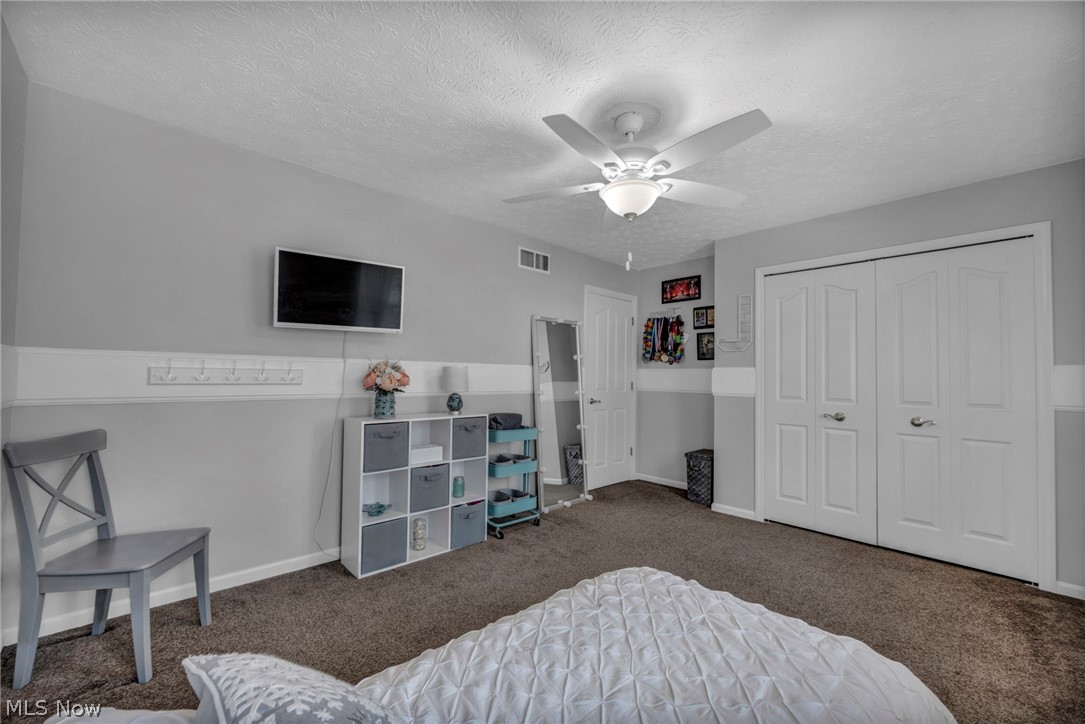 Lakeside Vill - Residential