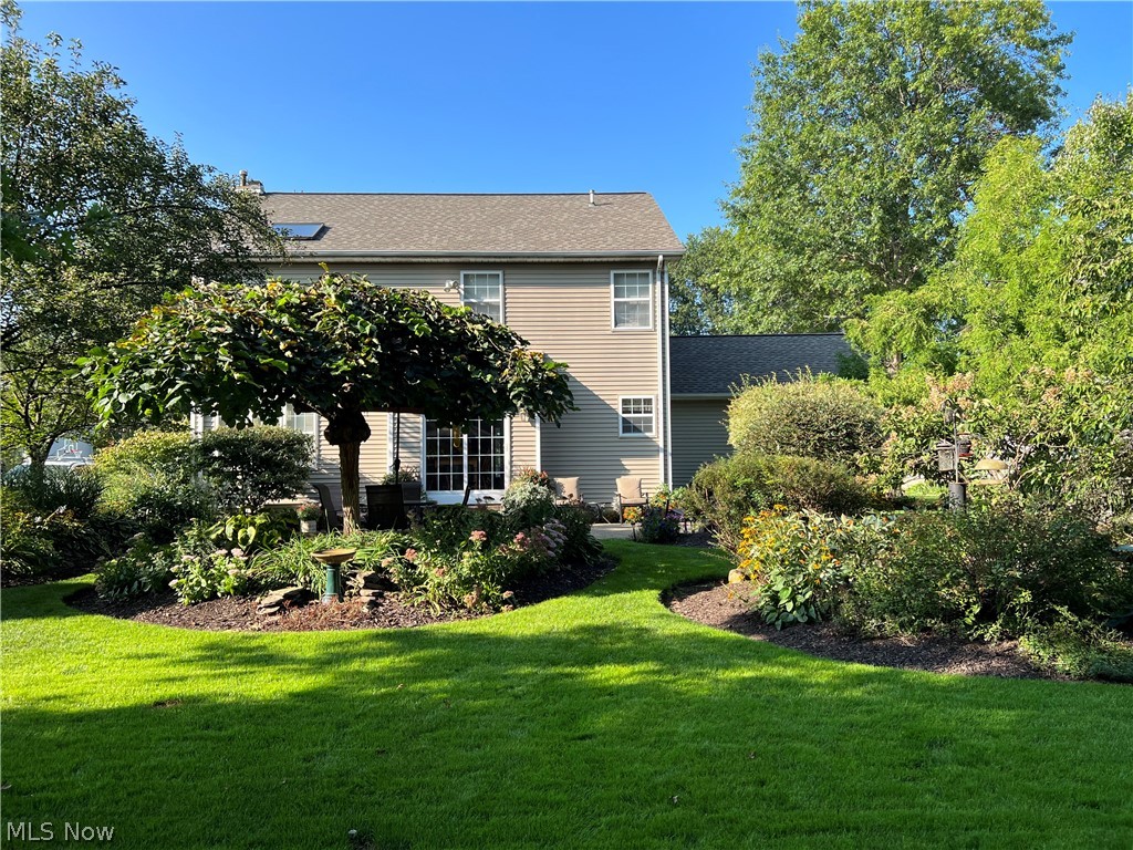 Lakeside Vill - Residential