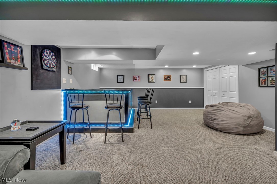 Lakeside Vill - Residential