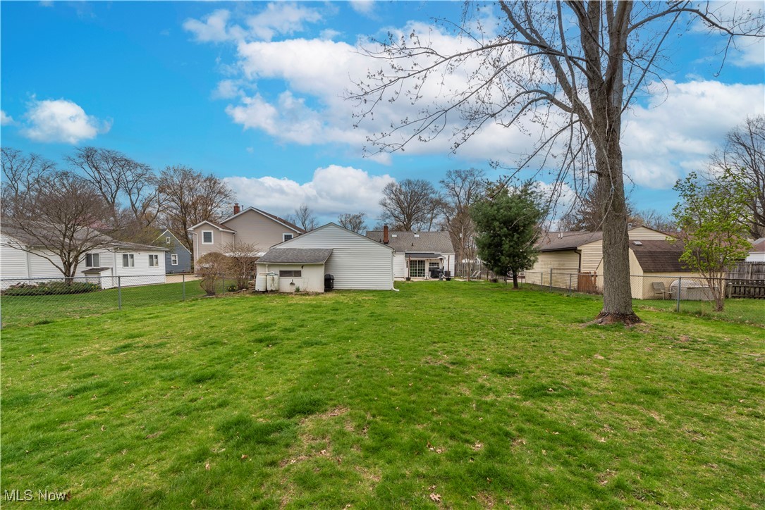 24275 Smith Avenue, Westlake, Ohio image 30