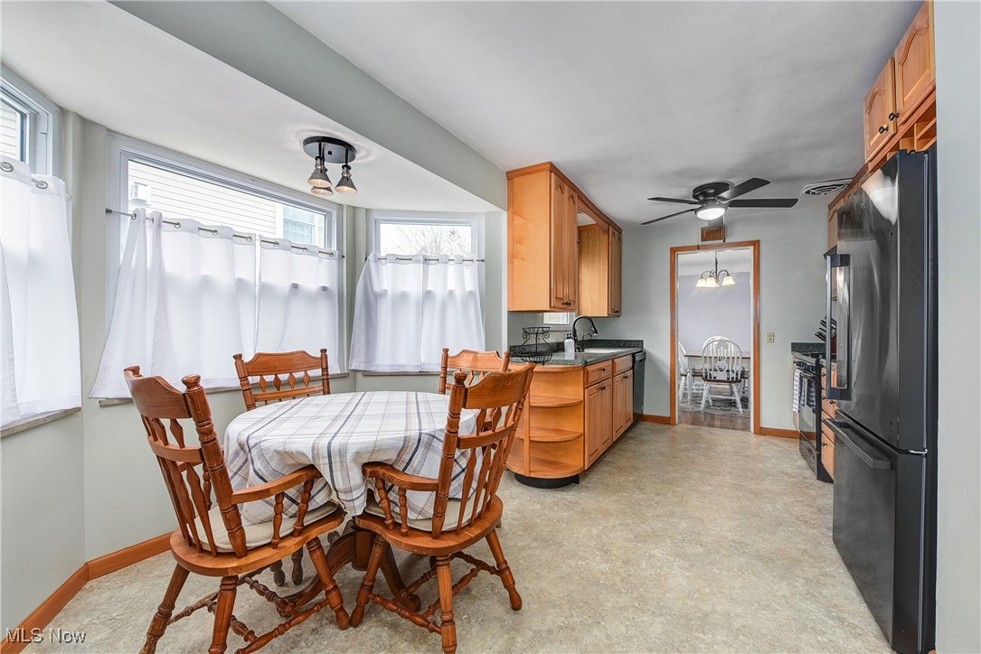 24275 Smith Avenue, Westlake, Ohio image 19