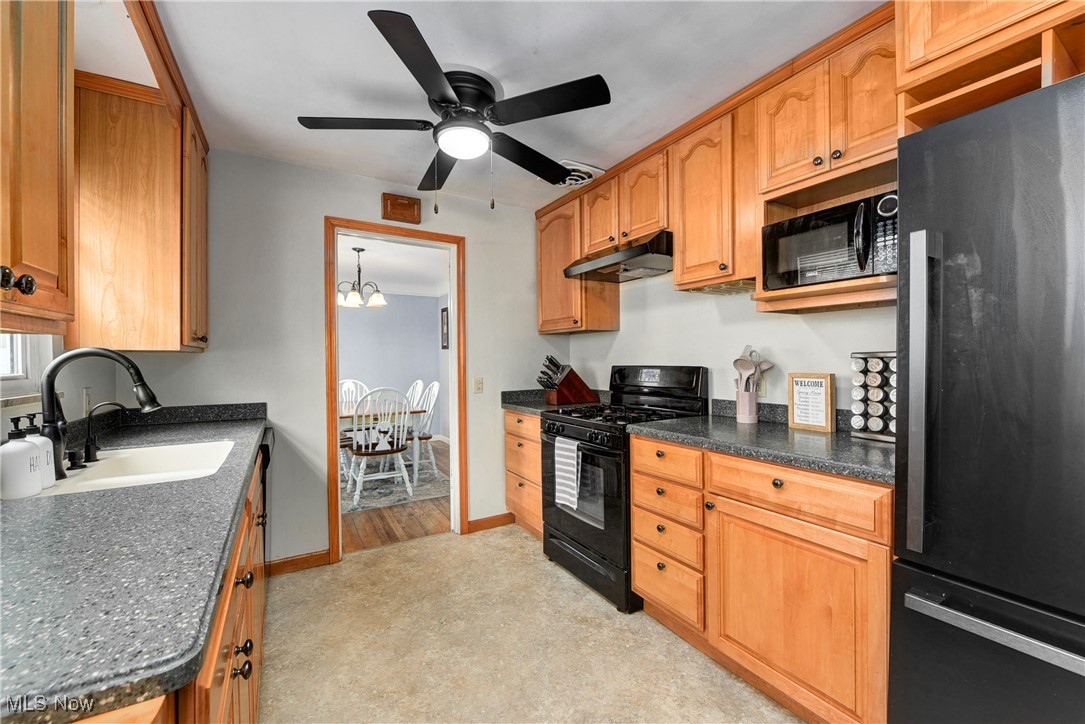 24275 Smith Avenue, Westlake, Ohio image 18