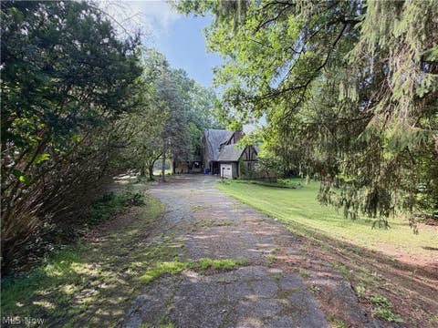 Homes For Sale - 946 Park Boulevard<br/> East Liverpool, OH 43920