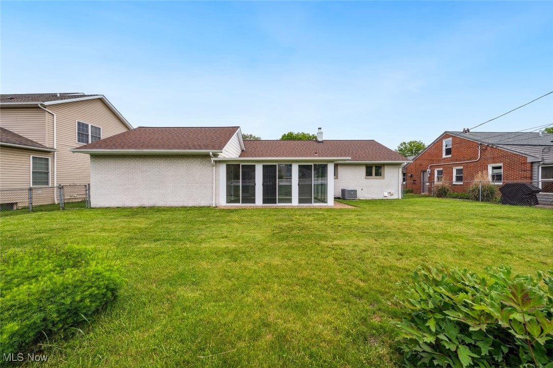 19855 Parklane Drive, Rocky River, Ohio image 37