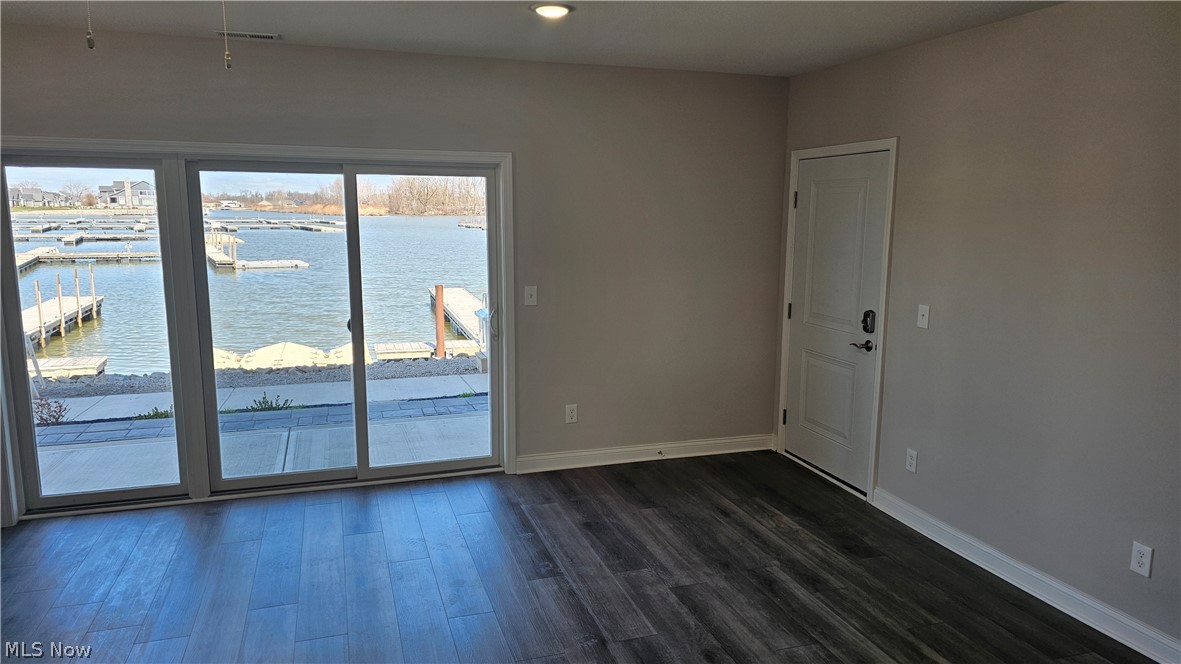 Marblehead Estates & Yacht Club - Residential