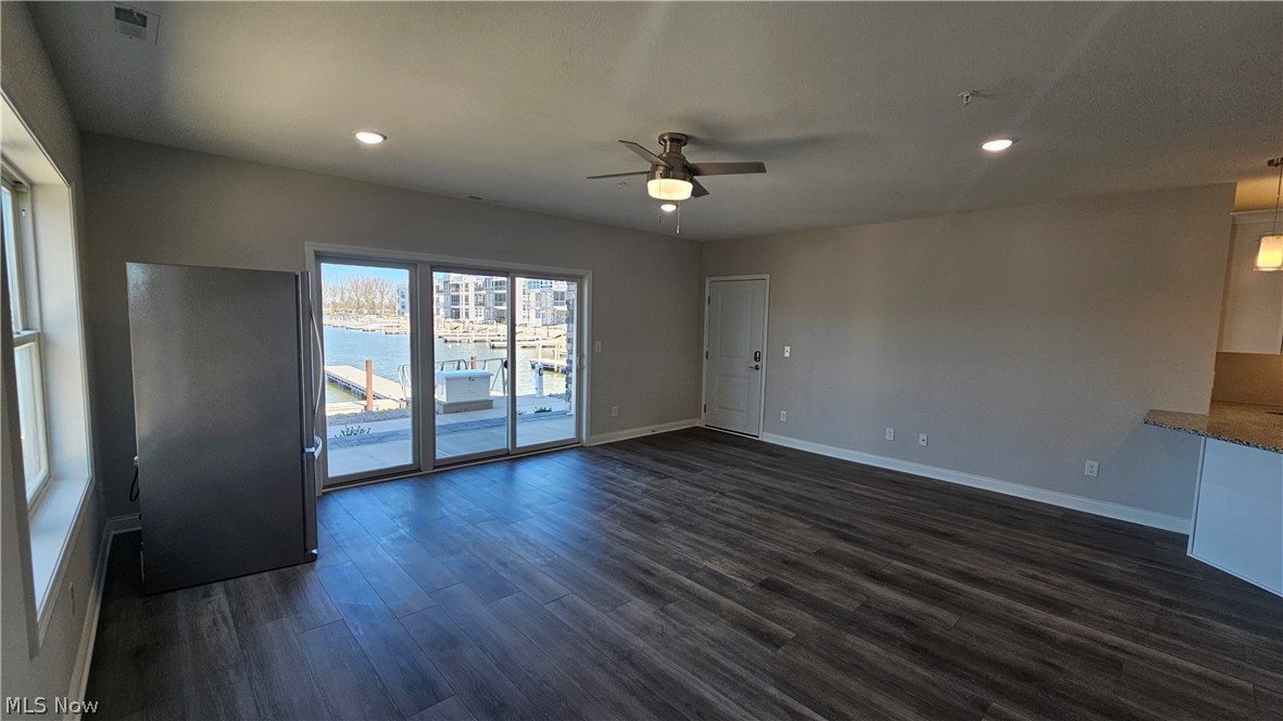 Marblehead Estates & Yacht Club - Residential