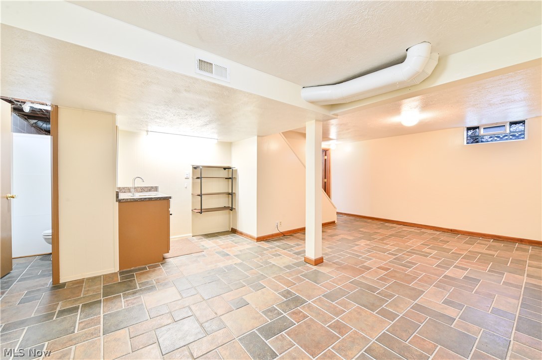 Crestview Allotment - Residential