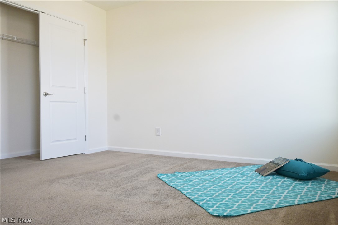 Hunting Meadows - Residential