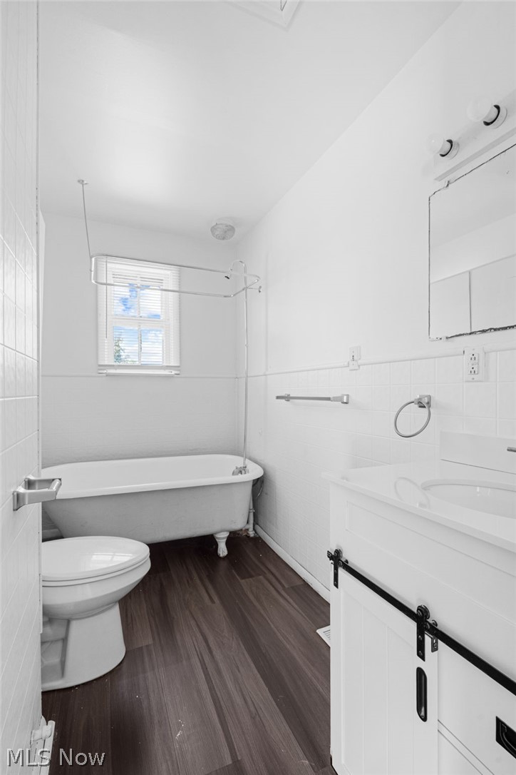 Kenwood - Residential Income