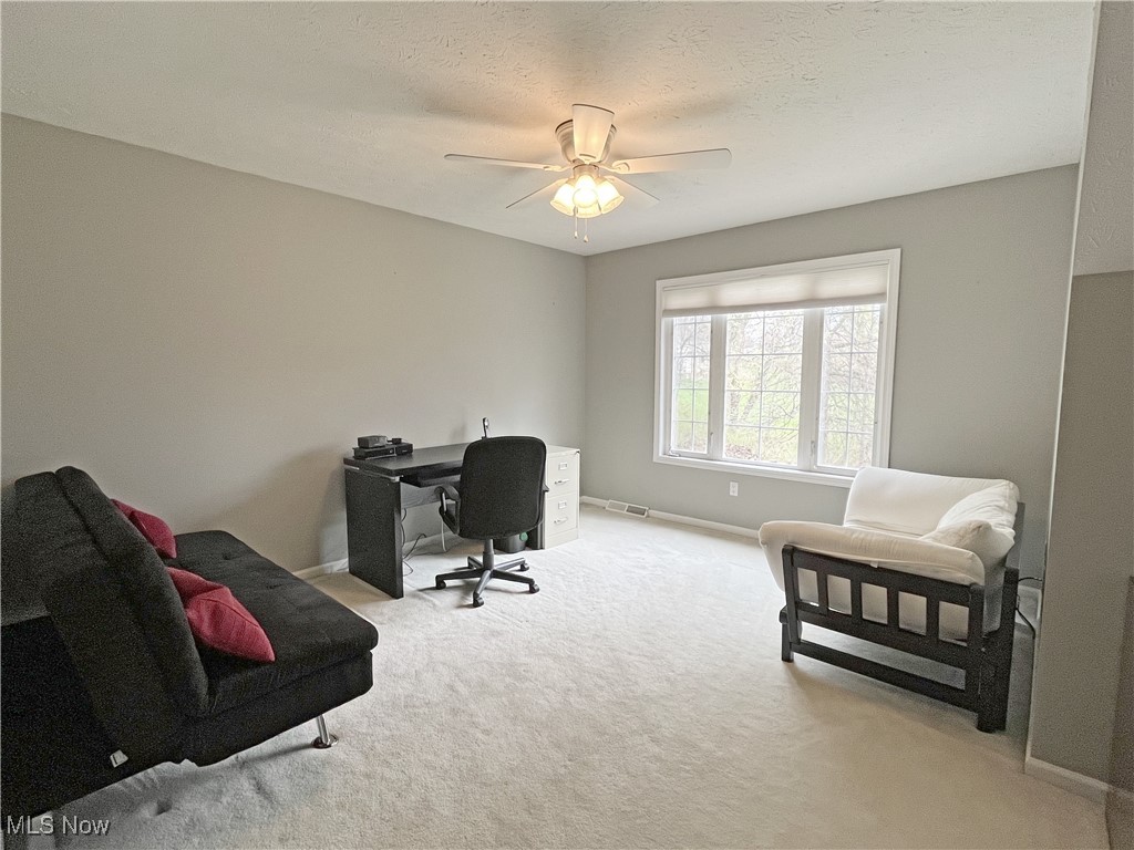 5685 Deer Creek Drive, Willoughby, Ohio image 34